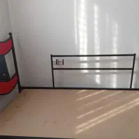 تخت فلزی یک نفره
