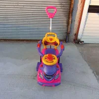 اسباب بازی در حد نو ماشین بازی برای کودکان