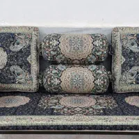 پشتی شاه نشین درباری