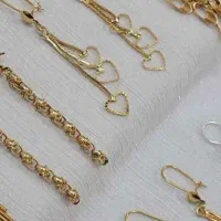 یک لنگه گوشواره پیدا شده