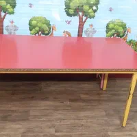 میز مخصوص کودکستان