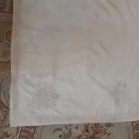 رومیزی مخمل سفید