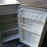 یخچال فریزر۵فوت ایستاکول نقره ای کوچک مینی کابینتی|یخچال و فریزر|تهران, طیب|دیوار