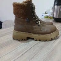 نیم بوت در حد نو