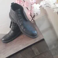 یک جفت کفش نیم بوت۴۳|کیف، کفش، کمربند|قم, باجک دو|دیوار