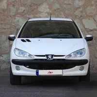 اجاره اتومبیل بدون راننده 206