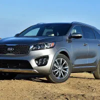 باتریساز و کمک مکانیک خودرو