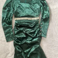 تعدادی لباس مراسم|لباس|پاکدشت, پاکدشت (مامازند)|دیوار