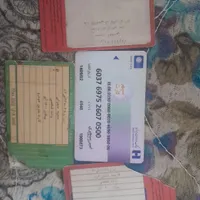 تعدادی‌کارت‌سوخت‌وکارت‌بانکی‌پیداشده