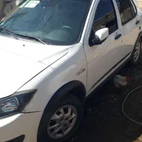 کوئیک R سفید مشکی