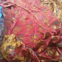 دو عدد پرده یا پارچه