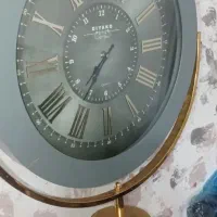 ساعت ایستاده