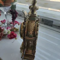 ساعت برنجی سنگین سنگین قدیمی تازه آبکاری شده|صنایع دستی و سایر لوازم تزئینی|تهران, مشیریه|دیوار