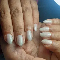 خدمات تخصصی ناخن