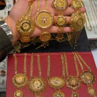 گردنبندنمادار۹تا۱۵ گرم فقط ((هفت درصد بالا تابلو))
