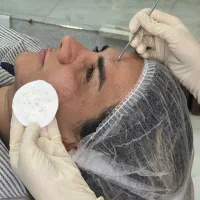 مرکز فشیال واقع در کلینیک پوست مو در فردیس|خدمات آرایشگری و زیبایی|فردیس, فردیس|دیوار