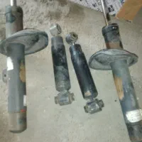 ۴عدد کمک ۲۰۶ اصلی و درب قالپاق تیوفایو|قطعات یدکی و لوازم جانبی|کرمانشاه, |دیوار