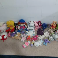 فروش 33 عدد عروسک خارجی یکجا