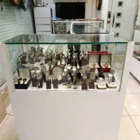 ویترین دکور مغازه بوتیک کمد|بوفه، ویترین، کنسول|یزد, |دیوار