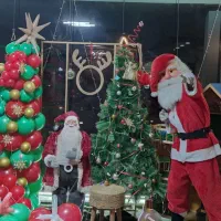 عروسک تنپوش،بادکنک آرایی،افتتاحیه،میز و صندلی