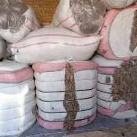 پشم گوسفندی|رختخواب، بالش، پتو|قم, قلعه صدری|دیوار