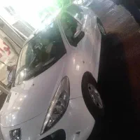 ماشین 207 مدل 1390 نیوفیس شده