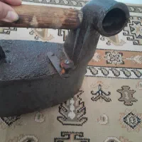 اتو ذغالی قدیمی