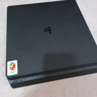 یک عدد ps۴ به فروش میرسد