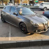 آلفارومئو جولیتا