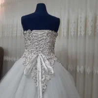 لباس عروس|لباس|هشتگرد, مدرس|دیوار