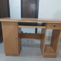 میز کامپیوتر