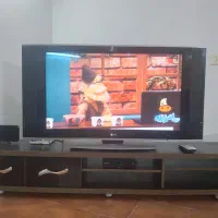 تلوزیون پلاسما ۴۲ اینچ و میز lcd