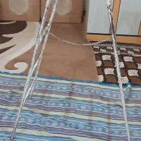 چهار پایه فلزی
