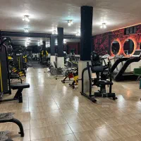 باشگاه بدنسازی کلاسیک