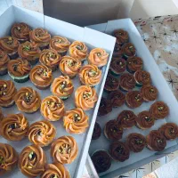 شیرینی و‌کیک