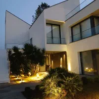 نرده شیشه متری ۲۷۰۰