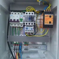برقکار ساختمان صنعتی مونتاژ تابلو جعبه فیوز برقکار