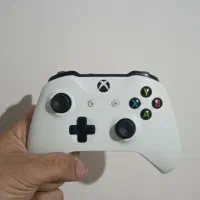 ایکس باکس وان اس ۱ترابایت فول گیم|کنسول، بازی ویدئویی و آنلاین|رشت, منظریه|دیوار