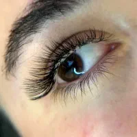 اکستنشن و لیفت مژه با قیمت استثنایی