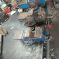 گیره رومیزی گردان