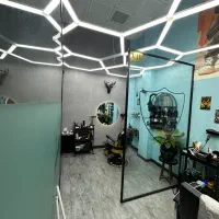 ارایشگر ماهر مرد  با دارمد بالا ۳۰میلیون