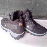 فروش. پوتین