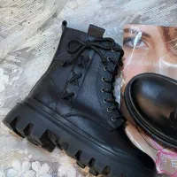 نیم بوت زنانه و میانه