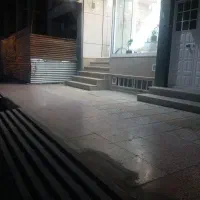 ملک.تجاری مسکونی حاشیه خیابان اصلی بلوار میرحسینی