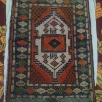 قالیچه دست بافت قدیمی