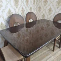 میز ناهارخوری ۴ نفره چوبی در حد نو