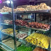 سالنکار اقا یا خانم سن زیر ۲۵سال