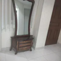 آینه و کنسول