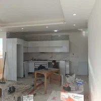 آپارتمانی-نوساز-طبقه-اول-واقع-در-خیابان-شاهرود