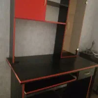 میز کامپیوتر کتابخانه دار سالم